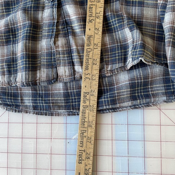 XXI Womens Button Down Flannel Plaid 100% cotton Size Small Pockets Roll Sleeves - Picture 8 of 9